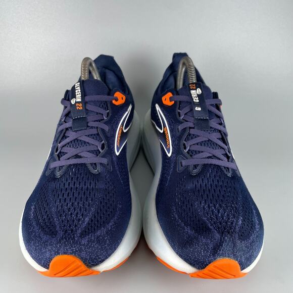 Athletic_Shoes
